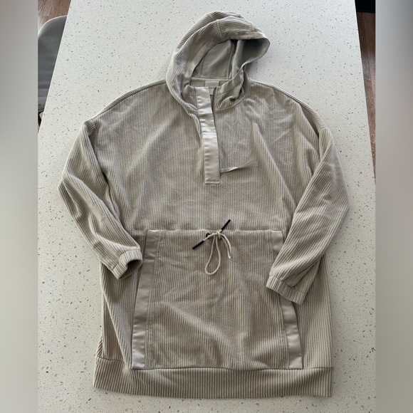 VARLEY SATIN LINING HALF ZIP JACKET - Picture 1 of 8